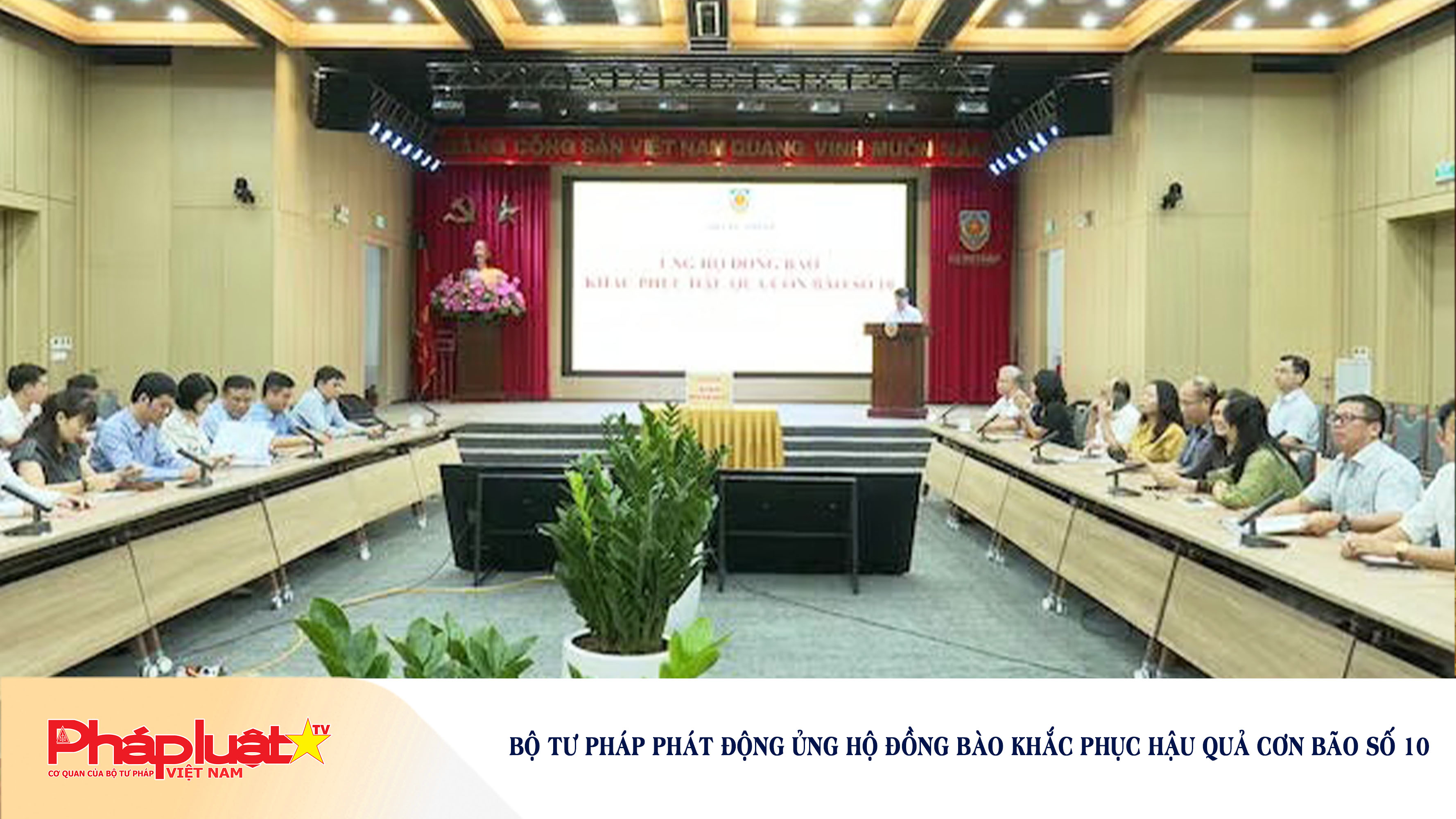 Bộ Tư pháp phát động ủng hộ đồng bào khắc phục hậu quả cơn bão số 10

