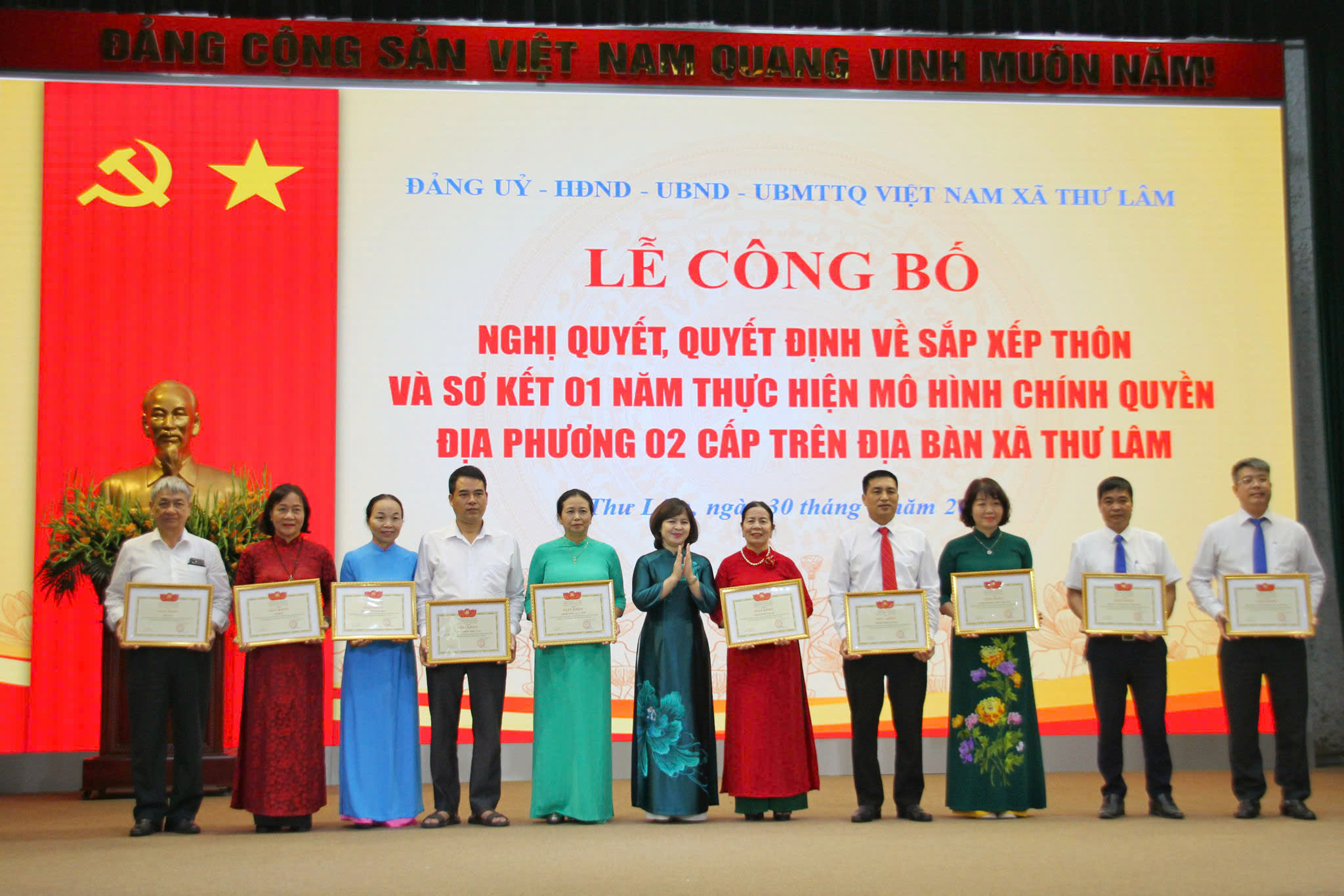 Xã Thư Lâm sơ kết một năm vận hành chính quyền địa phương 2 cấp, công bố 34 thôn sau sắp xếp