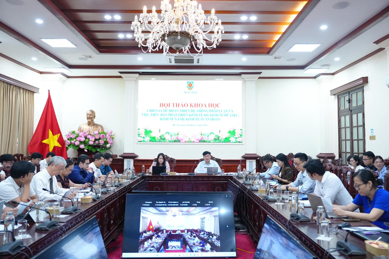 Đề xuất các giải pháp nhằm thúc đẩy phát triển kinh tế số, kinh tế dữ liệu, kinh tế xanh, kinh tế tuần hoàn