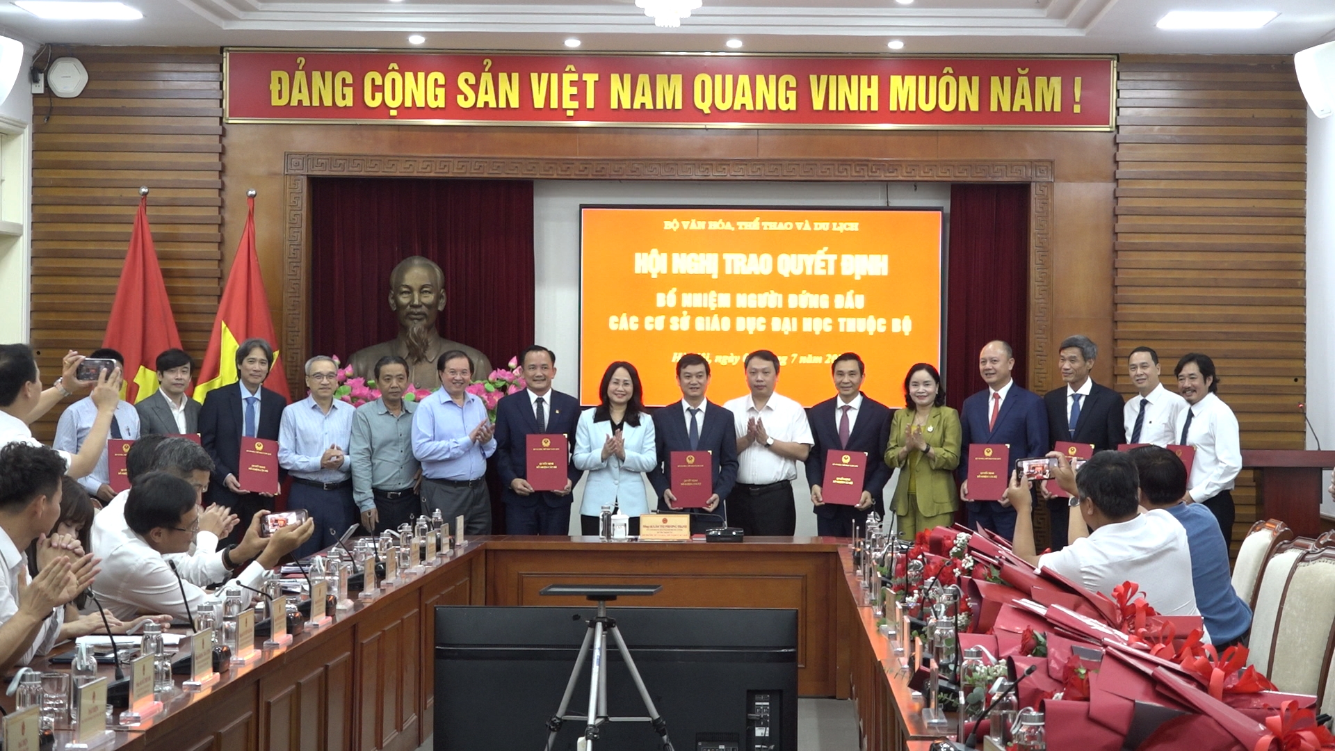 PGS.TS Đinh Công Tuấn được bổ nhiệm Hiệu trưởng Trường Đại học Văn hóa Hà Nội