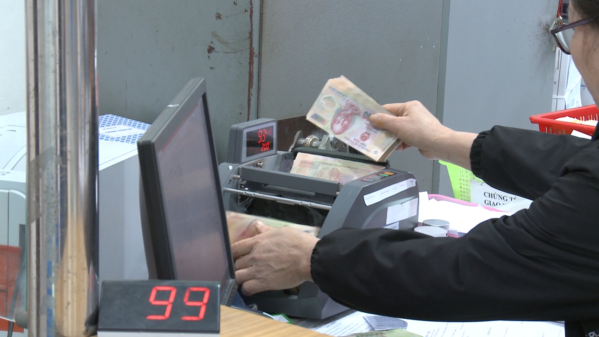 BizNews ngày 13/7/2026: Đề xuất tăng lương tối thiểu vùng từ năm 2027