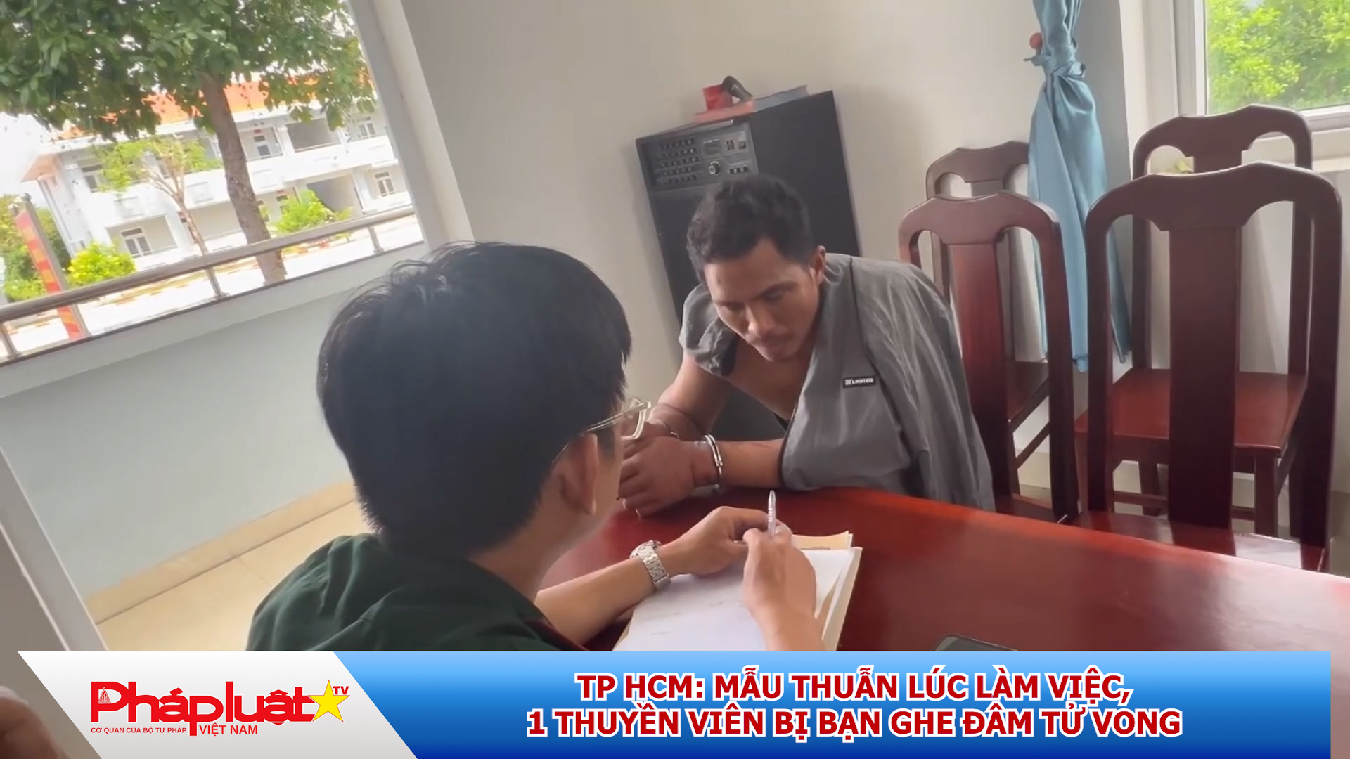 TP HCM: Mẫu thuẫn lúc làm việc, 1 thuyền viên bị bạn ghe đâm tử vong.