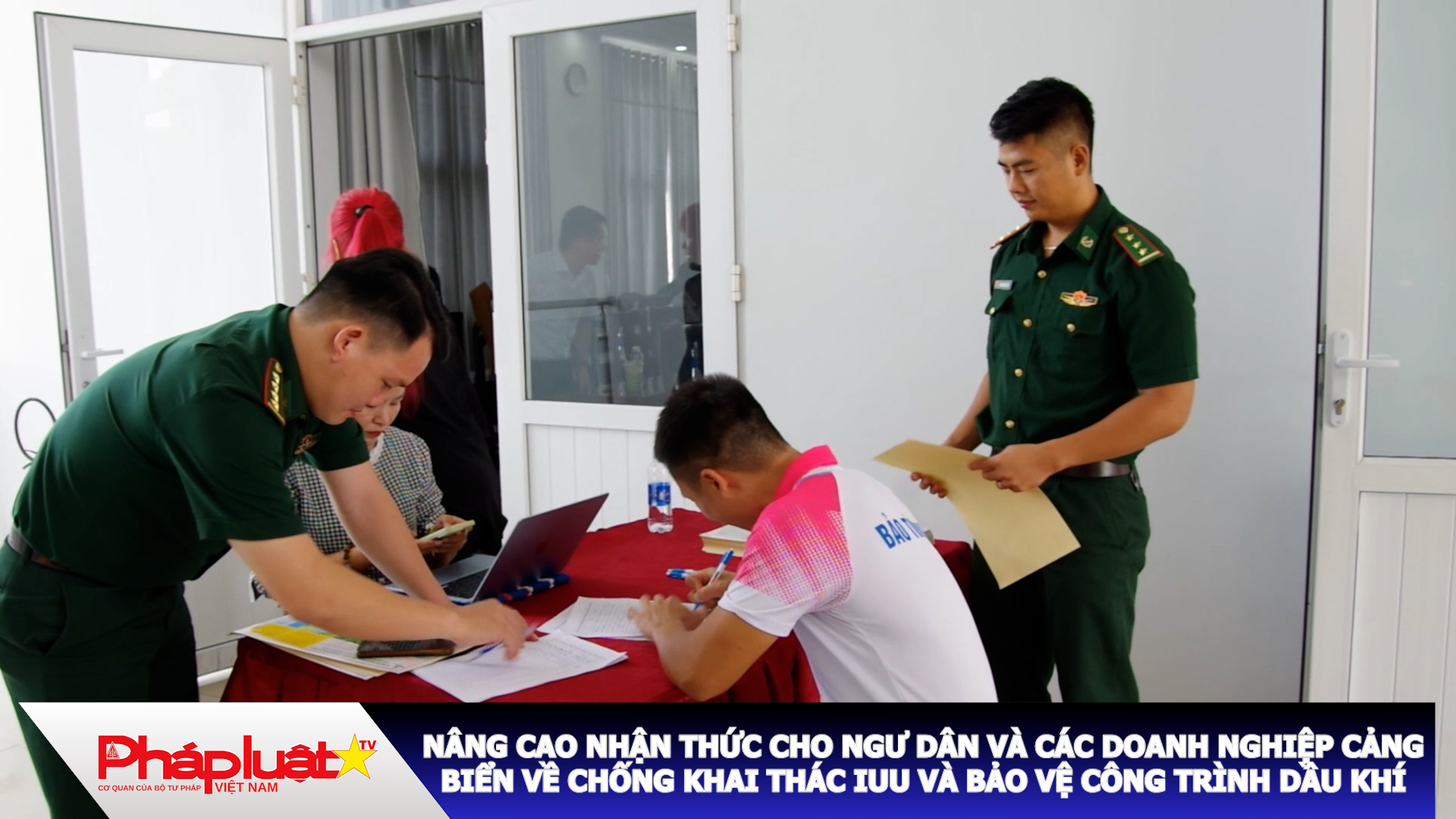 Nâng cao nhận thức cho ngư dân và các doanh nghiệp cảng biển về chống khai thác IUU và bảo vệ công trình dầu khí