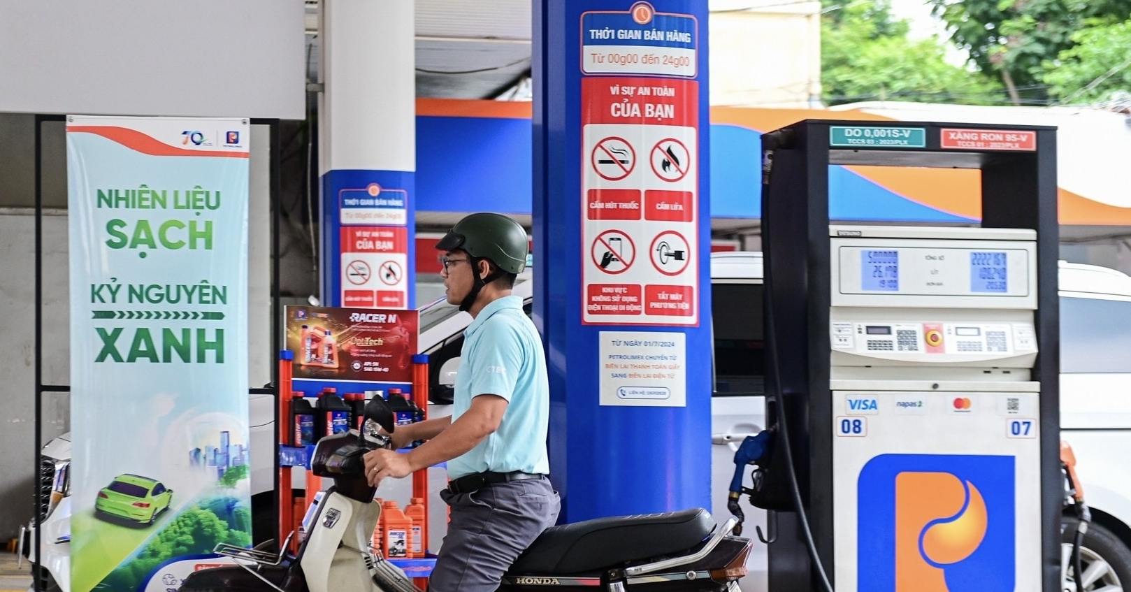BizNews ngày 27/7/2026: Siết kiểm tra hoạt động kinh doanh xăng dầu trên cả nước