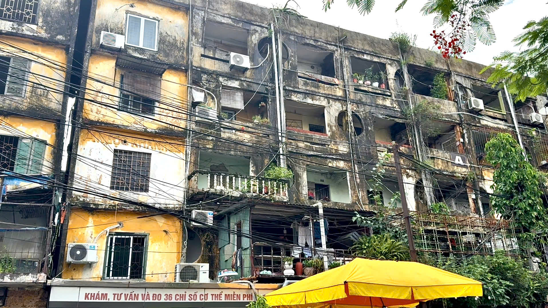 Bản tin Bất động sản ngày 30/07/2026: Hà Nội sẽ cải tạo, xây dựng lại 8 khu chung cư cũ