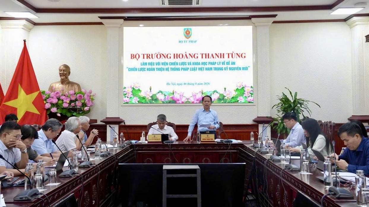 Hoàn thiện hệ thống pháp luật Việt Nam trong kỷ nguyên mới: Tầm nhìn đến năm 2130