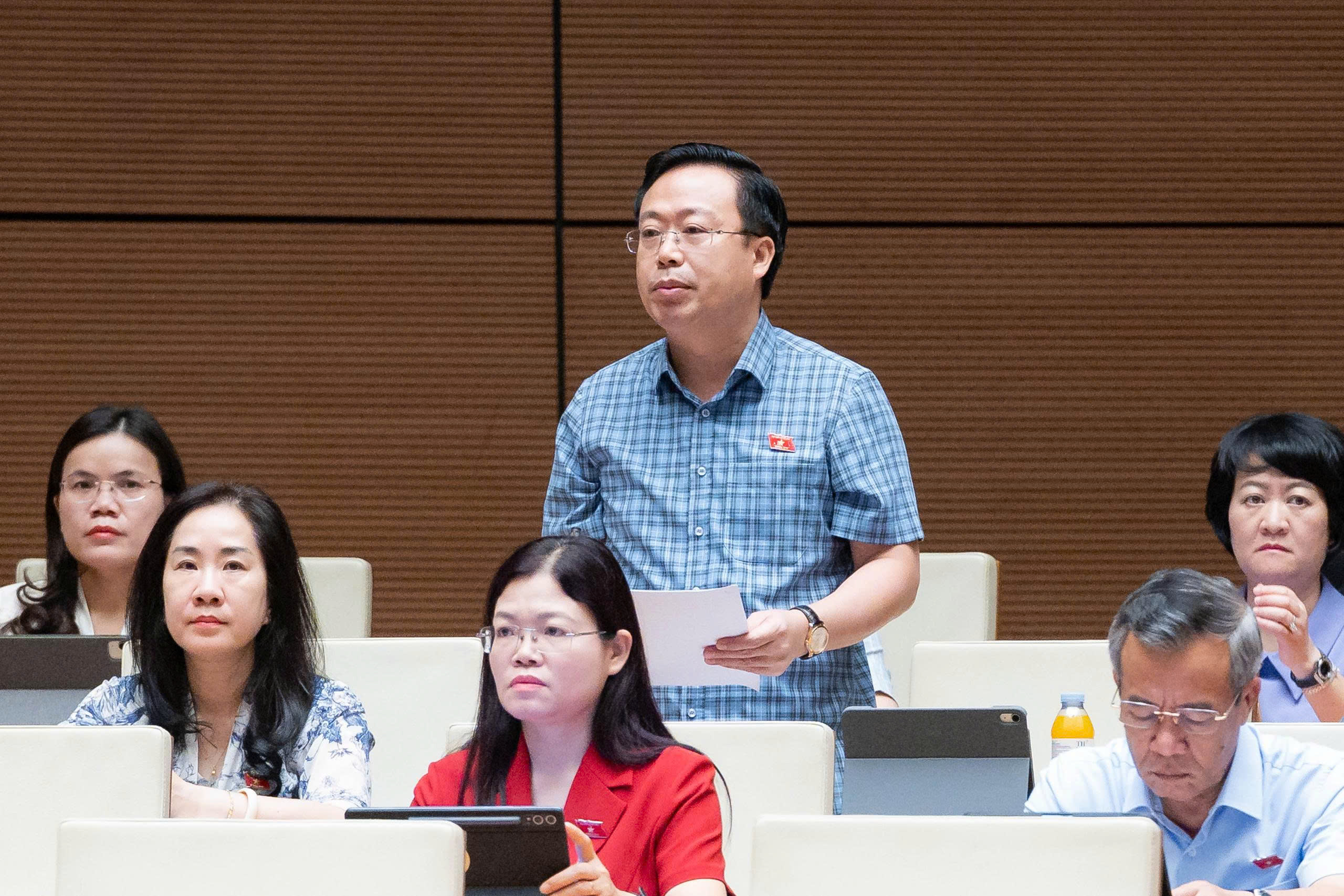 Quốc hội thảo luận ở hội trường về định hướng chính sách sửa đổi Luật Đất đai năm 2024