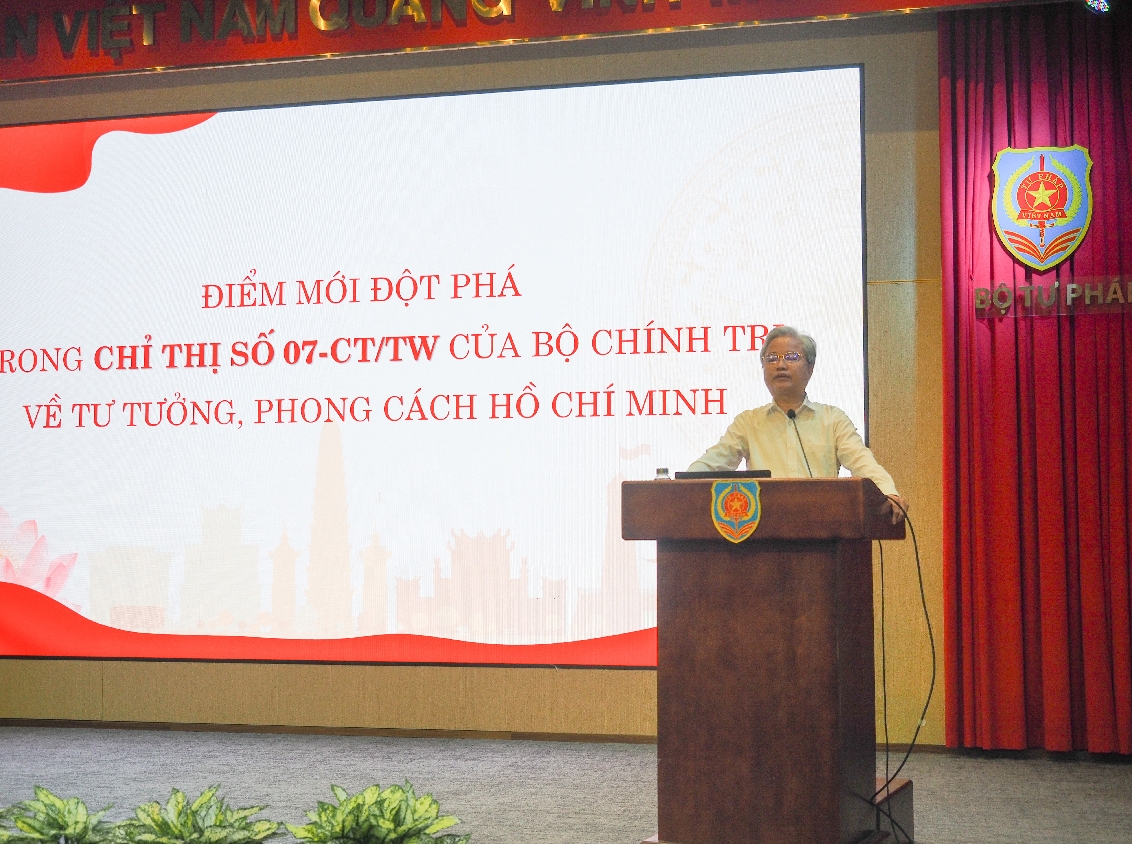 Bộ Tư pháp tổ chức Hội nghị nghiên cứu, học tập, quán triệt và triển khai thực hiện một số Nghị quyết, Chỉ thị của Bộ Chính trị