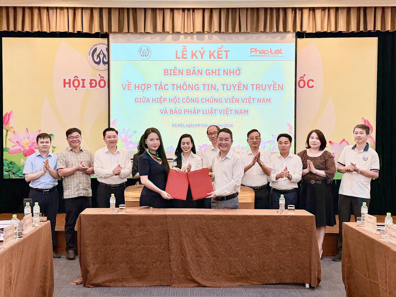 Báo Pháp luật Việt Nam và Hiệp hội Công chứng viên Việt Nam tăng cường hợp tác, nâng cao hiệu quả tuyên truyền pháp luật