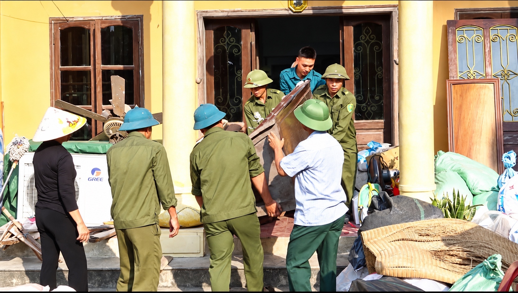 Người dân Phương Tĩnh đồng thuận di dời, sớm bàn giao mặt bằng dự án sân bay Gia Bình