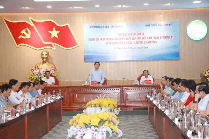 Chuẩn bị chuỗi sự kiện văn hóa, Festival Tôm và xúc tiến thương mại
