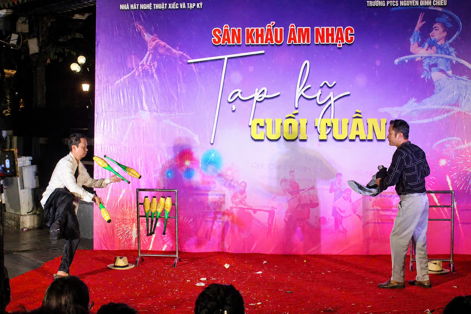 Đa dạng trải nghiệm văn hóa bên hồ Gươm