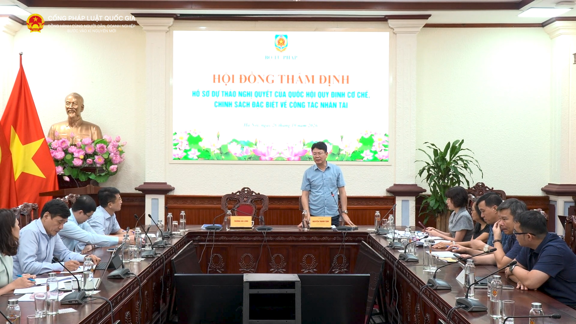 Thu hút, trọng dụng nhân tài: Cần cơ chế đặc biệt, đồng bộ và khả thi