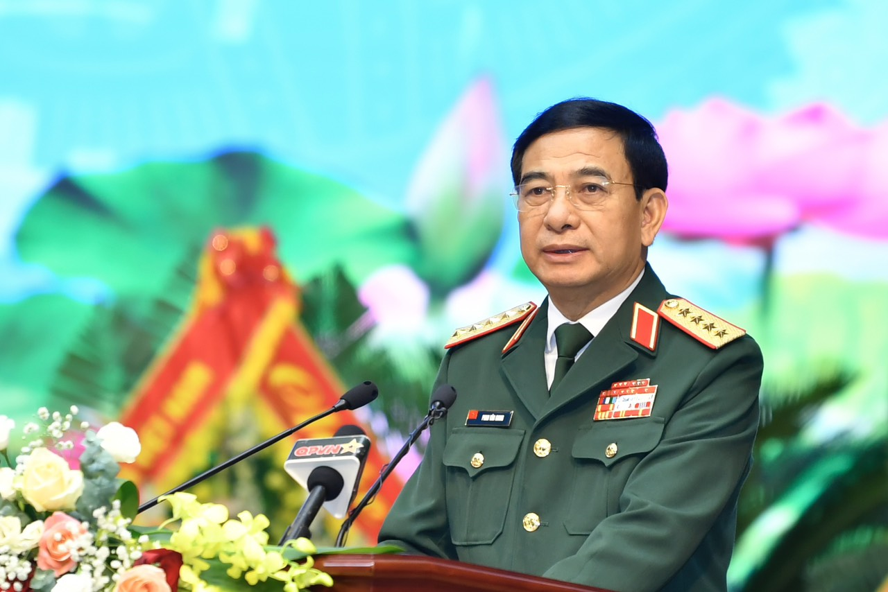 dan tuong phan van giang